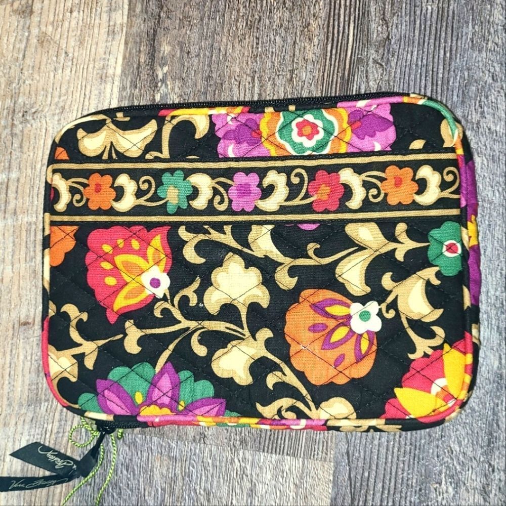 Vera Bradley Black Floral Quilted Laptop Sleeve with Multicolor Flowers